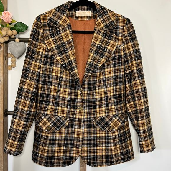 Pendleton Two Button Blazer Vintage Virgin Wool Brown Plaid Size 14 - Picture 2 of 7
